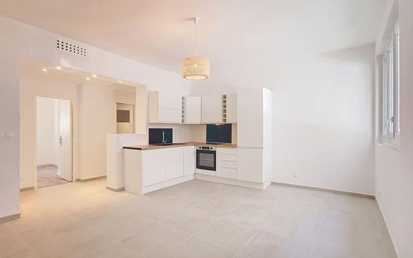 Appartement à vendre    4 pièces • 79,74 m2 Toulon