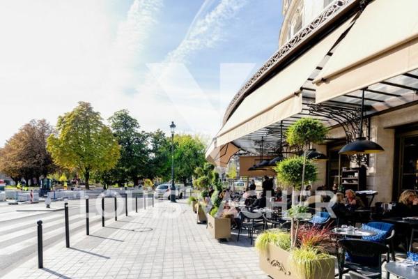 Local commercial de 124 m² à louer à Bordeaux