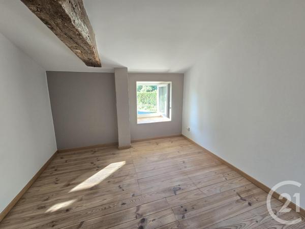 Maison à vendre  5 pièces - 172,65 m2 VARZAY - 17