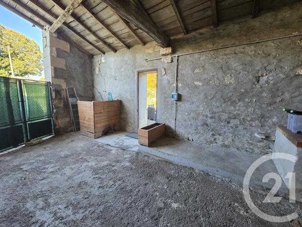 Maison à vendre  5 pièces - 172,65 m2 VARZAY - 17