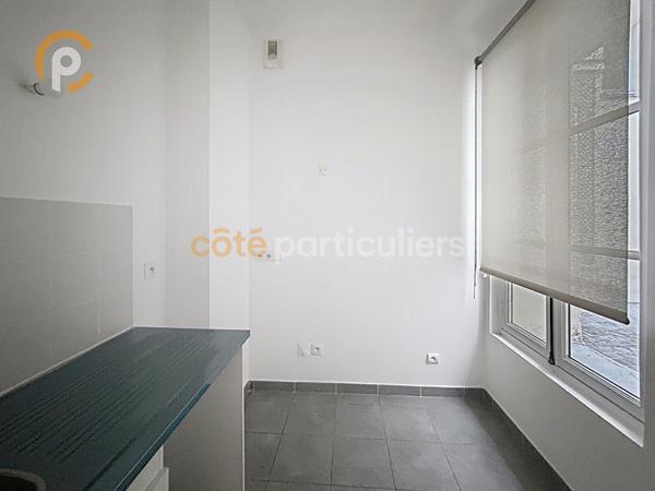 Vente
                Appartement68,11 m² - 3 Pièces -
                    PARIS (75003)