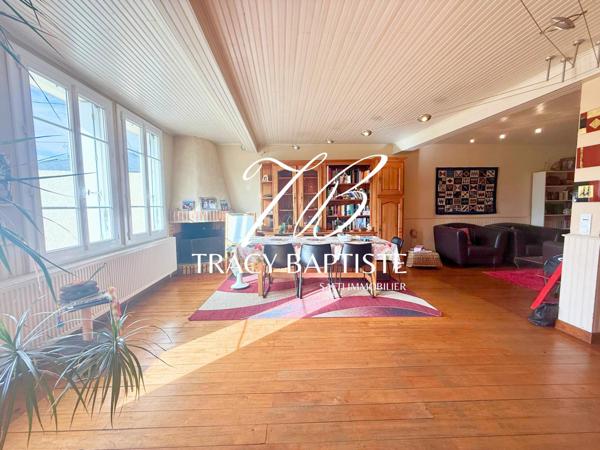 Maison familiale 8 chambres, Hangar et Jardin