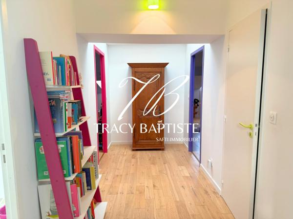 Maison familiale 8 chambres, Hangar et Jardin