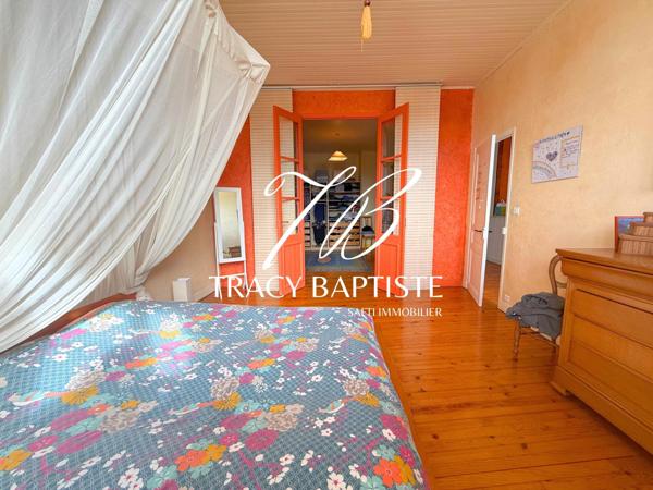 Maison familiale 8 chambres, Hangar et Jardin