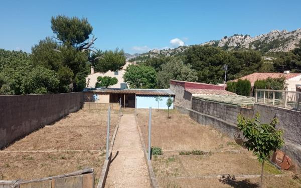 Maison à vendre    3 pièces • 105 m2 Marseille 9