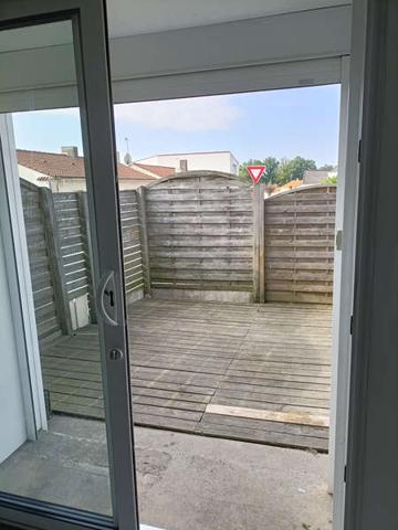 NIEUL LE DOLENT / Vente Immeuble 137 m²