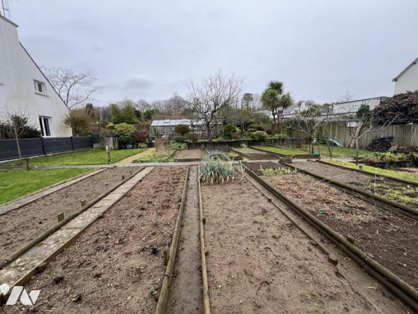 HENNEBONT quartier recherché terrain à bâtir non viabilisé de 471 m² 