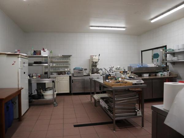 Fonds de commerce de restaurant - bar, à vendre SAINT DESERT (71)