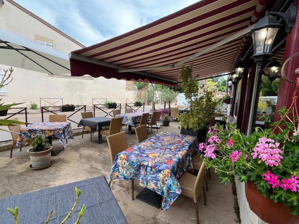 Fonds de commerce de restaurant - bar, à vendre SAINT DESERT (71)