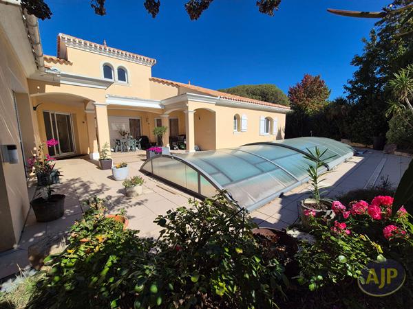 Maison à vendre Challans - 6 pièces, 213m² avec 3 chambre(s) à 529 900€ - AJP Immobilier Challans