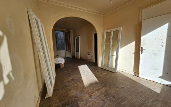 Maison à vendre    4 pièces •  Saint-Jean-d'Angély