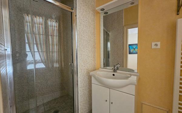 Maison à vendre    4 pièces •  Saint-Jean-d'Angély