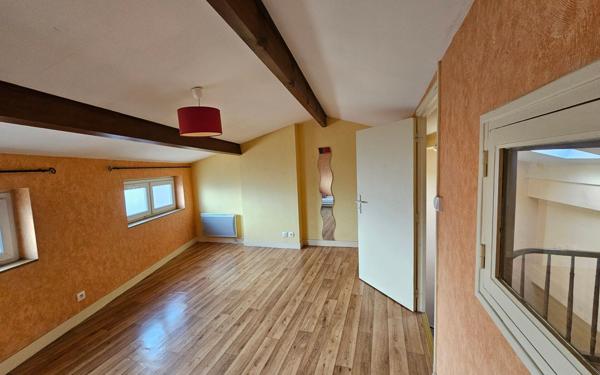 Maison à vendre    4 pièces •  Saint-Jean-d'Angély