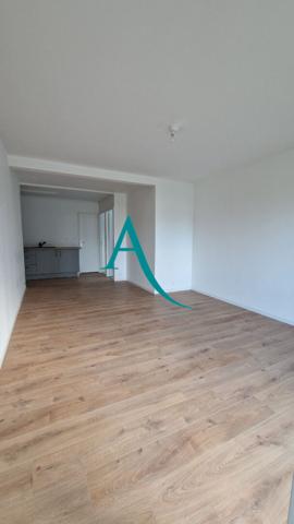 CAUCRIAUVILLE Appartement entièrement rénové sur Le Havre 5 pièces 84 m2