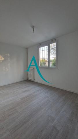 CAUCRIAUVILLE Appartement entièrement rénové sur Le Havre 5 pièces 84 m2