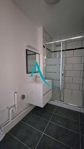 CAUCRIAUVILLE Appartement entièrement rénové sur Le Havre 5 pièces 84 m2