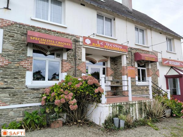 Belle batisse proche de la mer