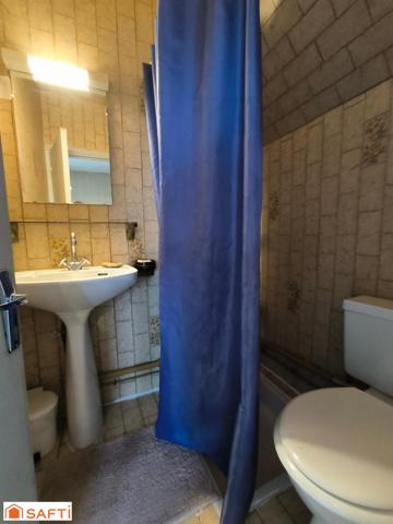 Belle batisse proche de la mer