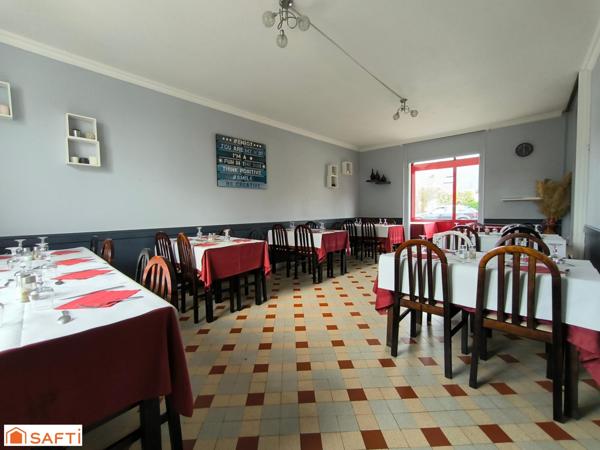 Belle batisse proche de la mer