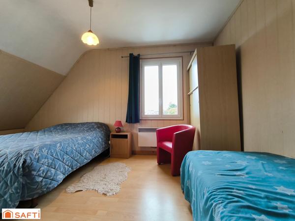 Belle batisse proche de la mer