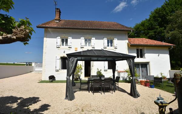 Maison à vendre    6 pièces •  Hagetmau