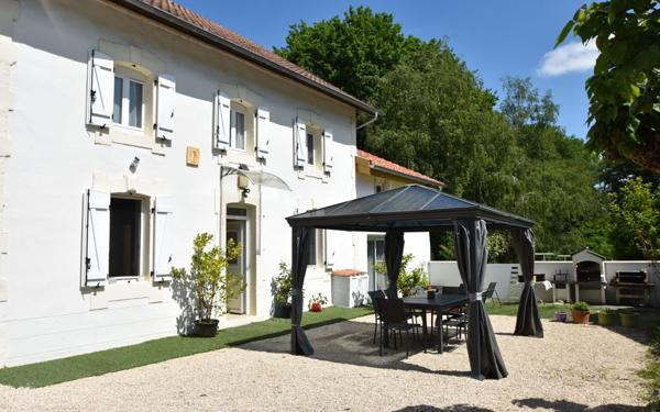 Maison à vendre    6 pièces •  Hagetmau