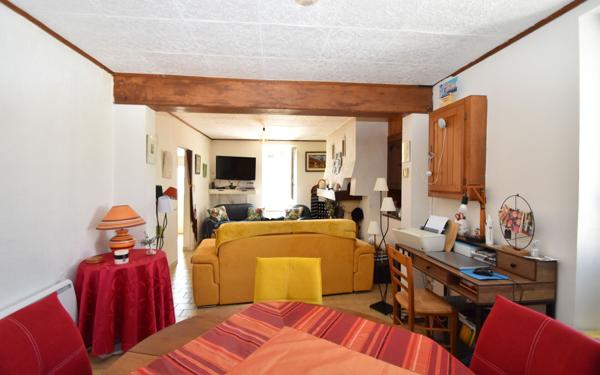 Maison à vendre    6 pièces •  Hagetmau