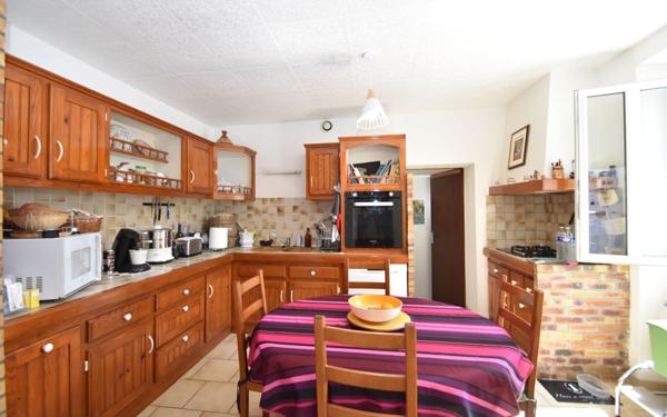 Maison à vendre    6 pièces •  Hagetmau