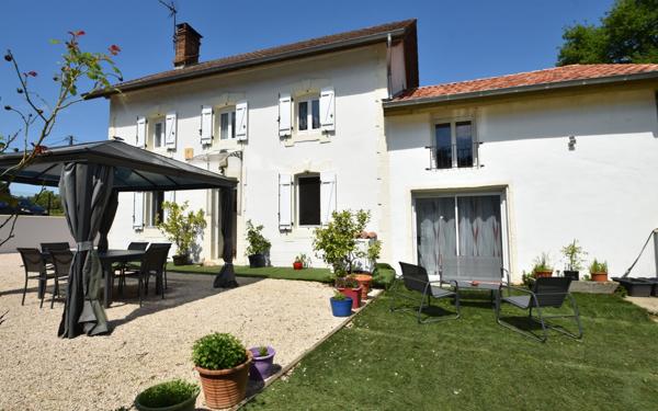 Maison à vendre    6 pièces •  Hagetmau