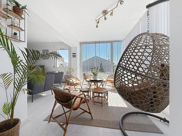 Châteauvert. Superbe appartement lumineux avec terrasses et garages