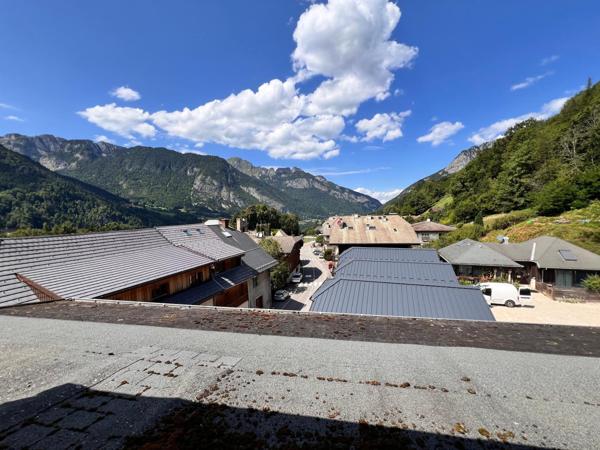 T3 lumineux avec vues dégagées depuis les chambres