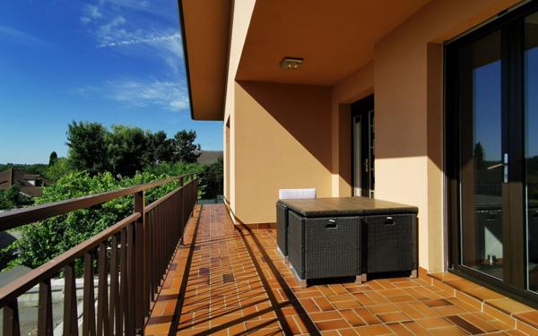 Maison à vendre    5 pièces • 150 m2 Varennes-Jarcy