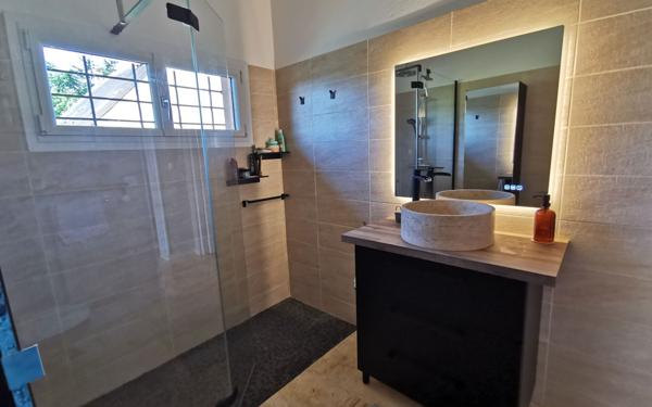 Maison à vendre    5 pièces • 150 m2 Varennes-Jarcy