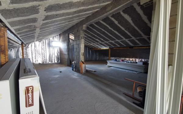 Maison à vendre    5 pièces • 150 m2 Varennes-Jarcy