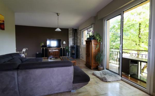 Maison à vendre    5 pièces • 150 m2 Varennes-Jarcy