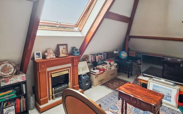 Maison à vendre    6 pièces •  Saint-Denis