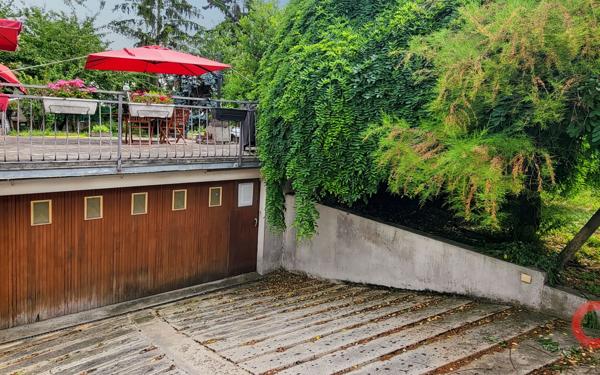 Maison à vendre    6 pièces •  Saint-Denis