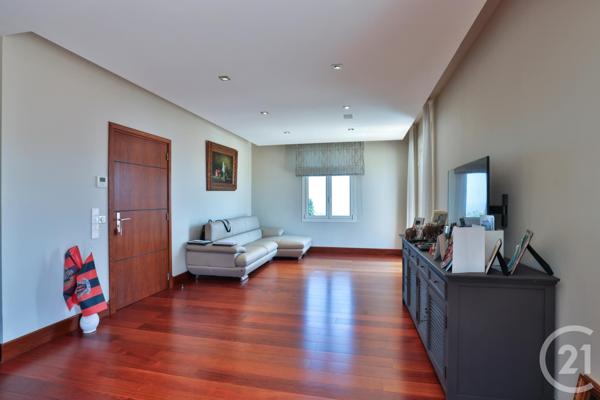 Maison à vendre  9 pièces - 426,60 m2 VILLEFRANCHE SUR MER - 06