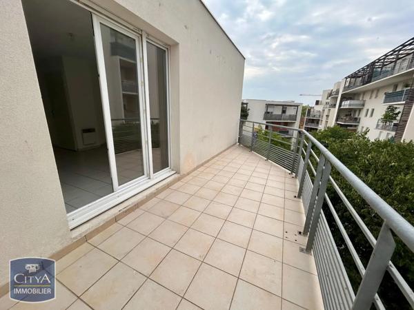 Appartement à louer 2 pièces 54.6m² Nîmes (30000)