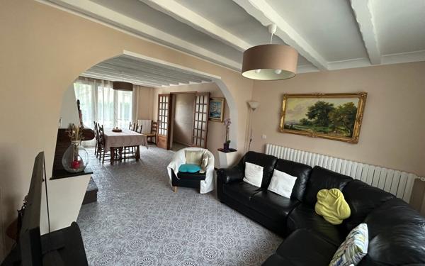 Maison à vendre    6 pièces •  Nanteuil-lès-Meaux