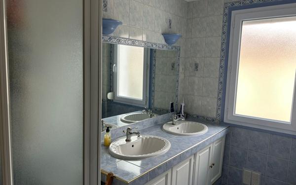 Maison à vendre    6 pièces •  Nanteuil-lès-Meaux