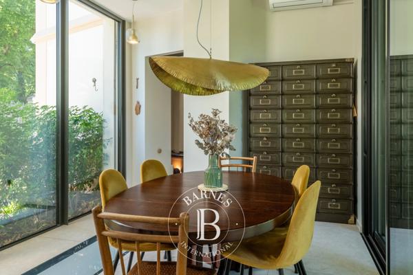 Champagne-au-Mont-d'Or, Maison 5 Chambres -  210 m² à vendre