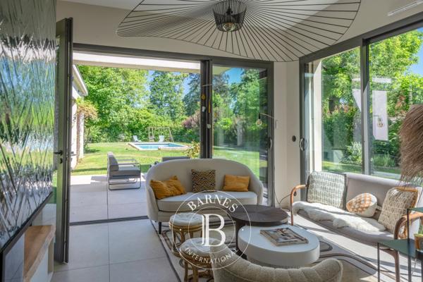 Champagne-au-Mont-d'Or, Maison 5 Chambres -  210 m² à vendre