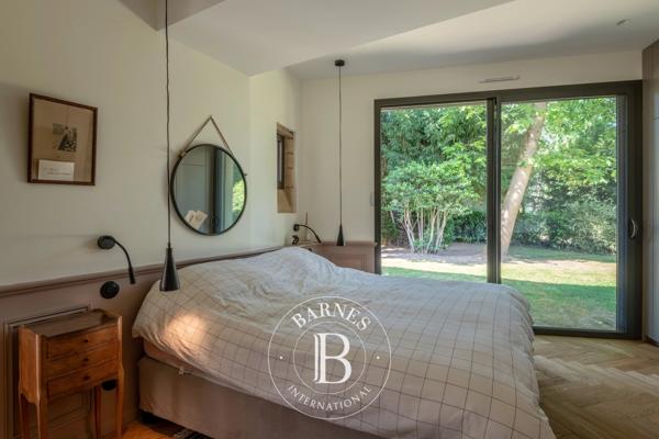 Champagne-au-Mont-d'Or, Maison 5 Chambres -  210 m² à vendre