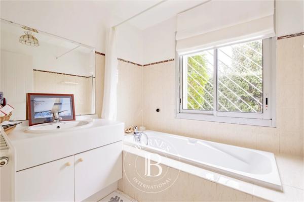 Pessac, Maison 3 Chambres -  165 m² à vendre