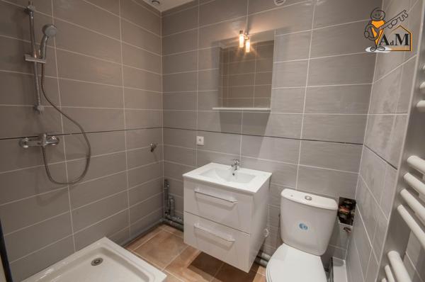 Appartement
                                                                                                                                                                                                                                                                                                                        1 pièce(s)                                                                                                                                                                                                                                                                                                                              24.51  m²