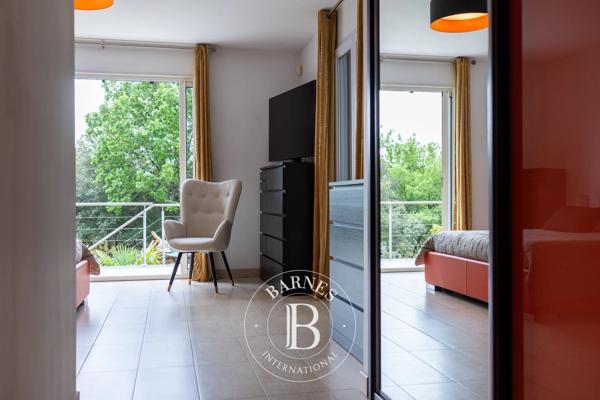 Saint-Maximin-la-Sainte-Baume, Villa 4 Chambres -  260 m² à vendre