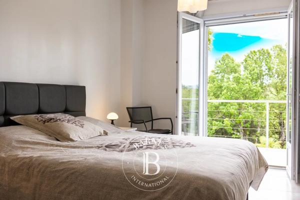 Saint-Maximin-la-Sainte-Baume, Villa 4 Chambres -  260 m² à vendre