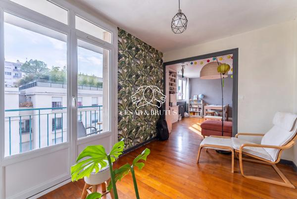 Bel Appartement T3 de 75 m² avec Balcon, Cave et Box – Lyon 8ème