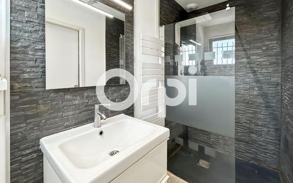 Maison à vendre    5 pièces •  Fabrègues